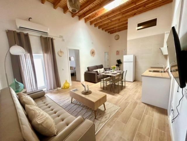 Gatu Casa Solera, Un Lugar Unico, "Preferente Para Mayores De 25 Anos Y Familias " إل بويرتو دي سانتا ماريا المظهر الخارجي الصورة