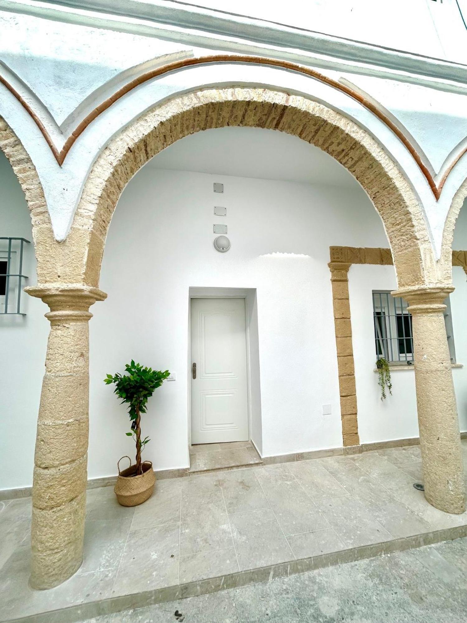 Gatu Casa Solera, Un Lugar Unico, "Preferente Para Mayores De 25 Anos Y Familias " إل بويرتو دي سانتا ماريا المظهر الخارجي الصورة